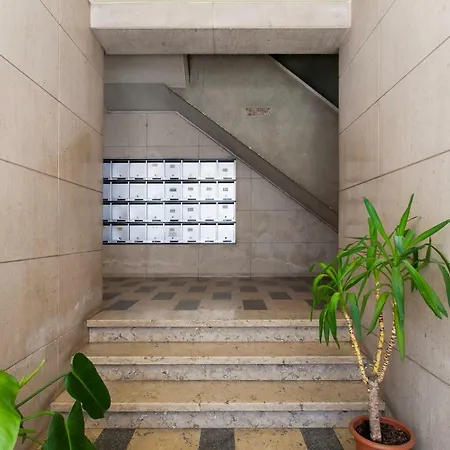 Altido Stylish 1-bed Apt With Stunning View In Santos アパート リスボン